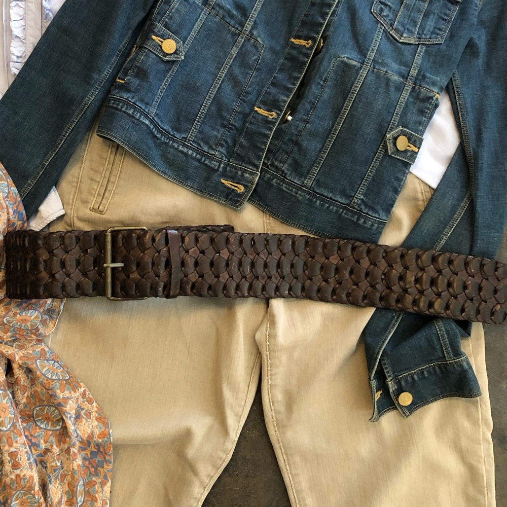 BROWN LEATHER BELT